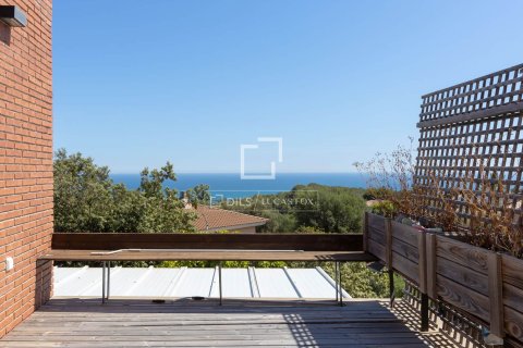 Villa de 4 dormitorios en venta en Teia, Barcelona, Cataluña, Spain № 7264 - foto 4