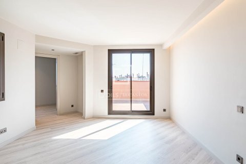 2 chambres penthouse à vendre à Barcelona, Catalonia, Spain № 7261 - photo 30