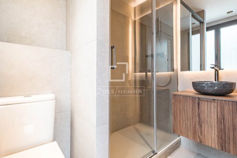 2 chambres penthouse à vendre à Barcelona, Catalonia, Spain № 7261 - photo 6