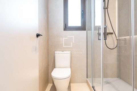 2 chambres penthouse à vendre à Barcelona, Catalonia, Spain № 7261 - photo 12