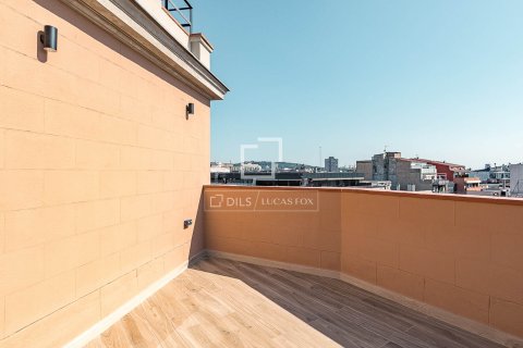 2 chambres penthouse à vendre à Barcelona, Catalonia, Spain № 7261 - photo 3