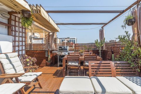 1 bedroom penthouse for sale in Barcelona, Catalonia, Spain № 7258