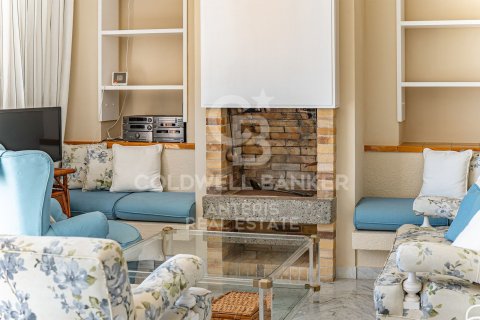 Купить квартиру в Льорет-де-Мар, Испания с 5 спален, 149м², № 7932 - фото 19