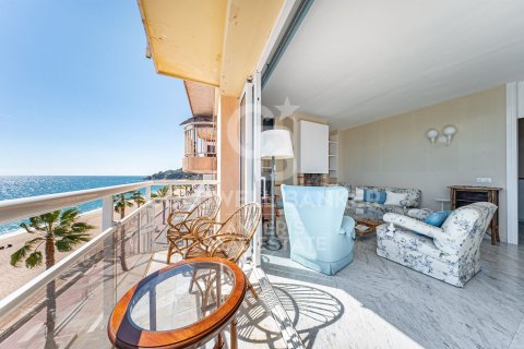 Купить квартиру в Льорет-де-Мар, Испания с 5 спален, 149м², № 7932 - фото 28