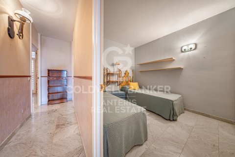 Купить квартиру в Льорет-де-Мар, Испания с 5 спален, 149м², № 7932 - фото 4