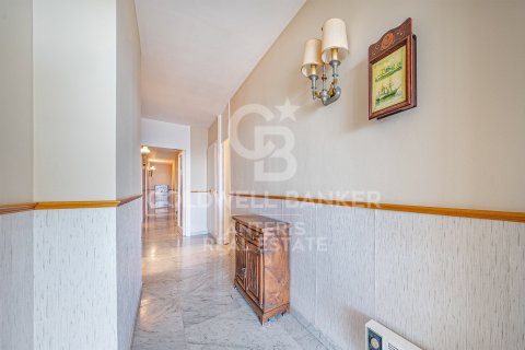Купить квартиру в Льорет-де-Мар, Испания с 5 спален, 149м², № 7932 - фото 9