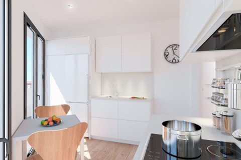 Купить квартиру в Барселона, Испания с 4 комнаты, 78.0м², № 3390 - фото 3