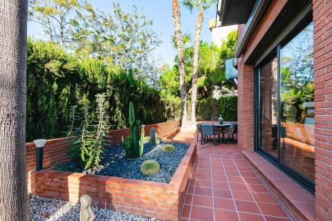 5 bedrooms house for sale in Sitges, Barcelona, Catalonia, Spain № 7637 - photo 16