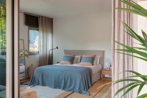 Купить квартиру в Барселона, Испания с 4 комнаты, 248м², № 1331 - фото 11