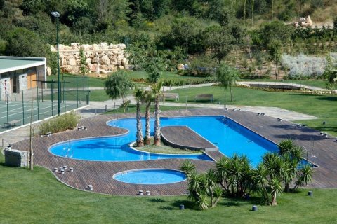 Купить квартиру в Барселона, Испания с 4 комнаты, 248м², № 1331 - фото 19