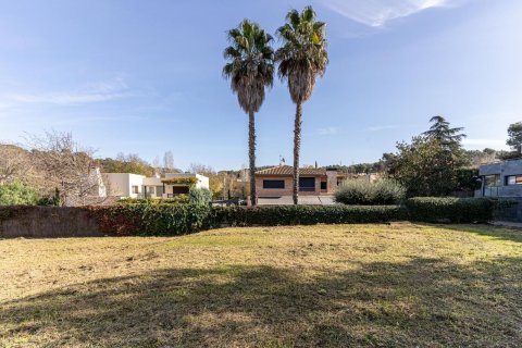 Купить земельный участок в Сан-Кугат-дель-Вальес, Испания № 1330 - фото 4