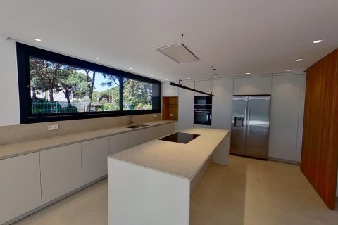 Купить дом в Гава, Испания с 6 комнат, 716м², № 1326 - фото 6