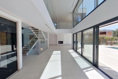 Купить дом в Гава, Испания с 6 комнат, 716м², № 1326 - фото 10