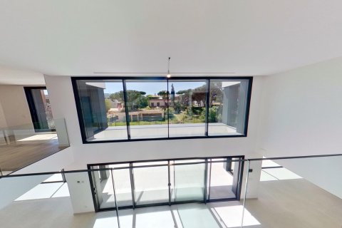 Купить дом в Гава, Испания с 6 комнат, 716м², № 1326 - фото 24