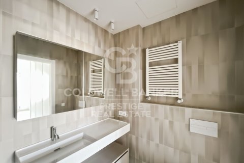 Купить квартиру в Барселона, Испания с 1 спальня, 60м², № 7852 - фото 8