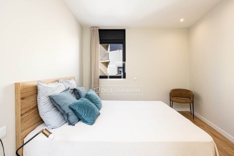 Ático de 2 dormitorios en alquiler en Barcelona, Cataluña, Spain № 4541 - foto 22