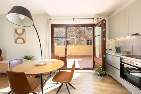 Ático de 2 dormitorios en alquiler en Barcelona, Cataluña, Spain № 4541 - foto 7