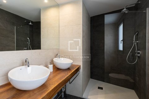 Ático de 2 dormitorios en alquiler en Barcelona, Cataluña, Spain № 4541 - foto 29