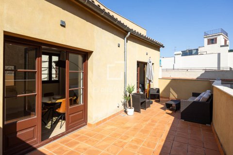 Ático de 2 dormitorios en alquiler en Barcelona, Cataluña, Spain № 4541 - foto 4