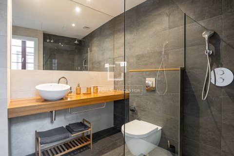 Ático de 2 dormitorios en alquiler en Barcelona, Cataluña, Spain № 4541 - foto 27