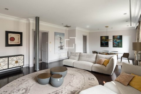 3 chambres apartment à louer à Barcelona, Catalonia, Spain № 4538 - photo 11