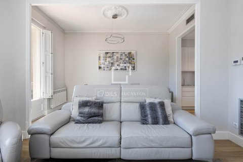 3 chambres apartment à louer à Barcelona, Catalonia, Spain № 4540 - photo 3