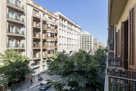 3 chambres apartment à louer à Barcelona, Catalonia, Spain № 4540 - photo 26