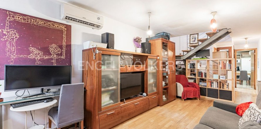 Дом с 3 спальнями в Сант-Андреу, Барселона, Каталония, Испания № 2608