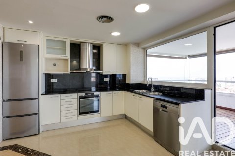 3 bedrooms apartment for sale in Barcelona, Catalonia, Spain № 4638 - photo 3