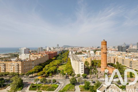 3 bedrooms apartment for sale in Barcelona, Catalonia, Spain № 4638 - photo 7