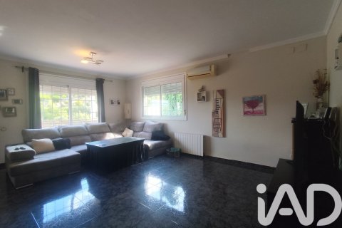 Купить дом в Сан-Висенс дельс Хортс, Испания с 3 спальни, 177м², № 4642 - фото 3