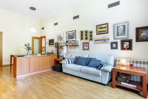 4 chambres apartment à vendre à Barcelona, Catalonia, Spain № 4468 - photo 7