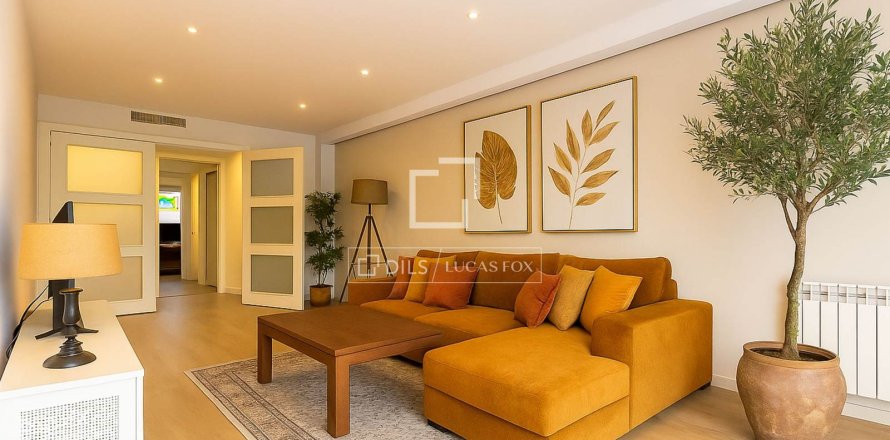 Apartamento de 3 dormitorios en venta en Sant Just Desvern, Barcelona, Cataluña, Spain № 4473
