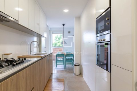 Купить квартиру в Сан-Жуст-Десверн, Испания с 3 спальни, 106м², № 4473 - фото 18