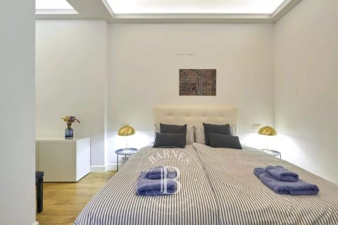 Купить квартиру в Эшампле, Испания с 3 спальни, 150м², № 2474 - фото 12