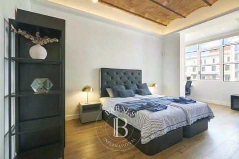 Купить квартиру в Эшампле, Испания с 3 спальни, 150м², № 2474 - фото 7