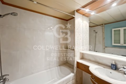 4 bedrooms apartment for sale in Barcelona, Catalonia, Spain № 5245 - photo 16