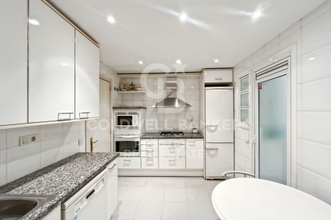 4 bedrooms apartment for sale in Barcelona, Catalonia, Spain № 5245 - photo 11