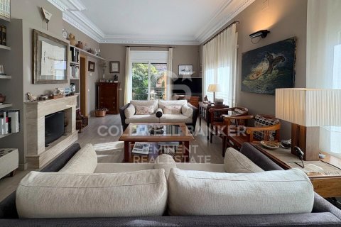 Купить дом в Барселона, Испания с 4 спальни, 282м², № 5250 - фото 5