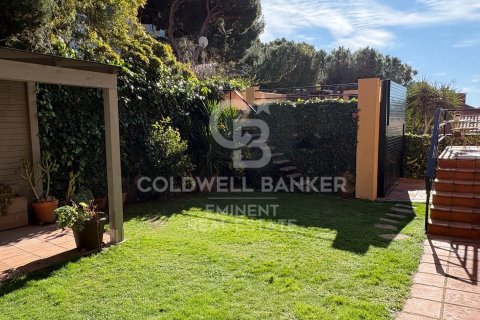 Купить дом в Барселона, Испания с 4 спальни, 282м², № 5250 - фото 2