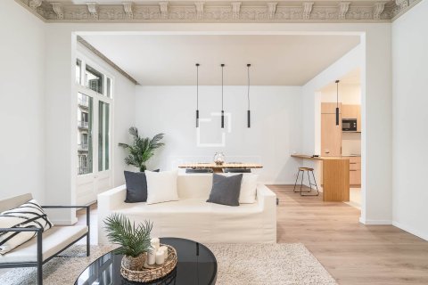 2 chambres apartment à vendre à Barcelona, Catalonia, Spain № 4021 - photo 3