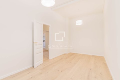 Купить квартиру в Барселона, Испания с 3 спальни, 163м², № 4022 - фото 18