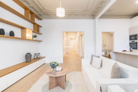 Купить квартиру в Барселона, Испания с 3 спальни, 163м², № 4022 - фото 3