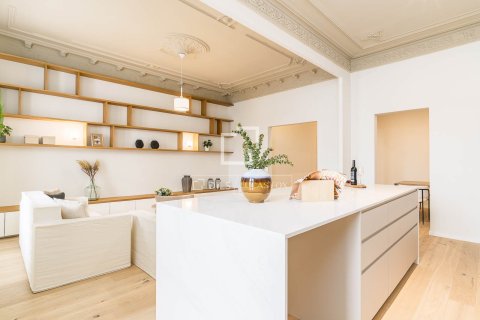 Купить квартиру в Барселона, Испания с 3 спальни, 163м², № 4022 - фото 5