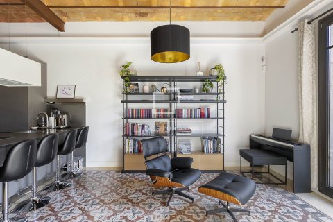 Apartamento de 3 dormitorios en venta en Barcelona, Cataluña, Spain № 4019 - foto 8