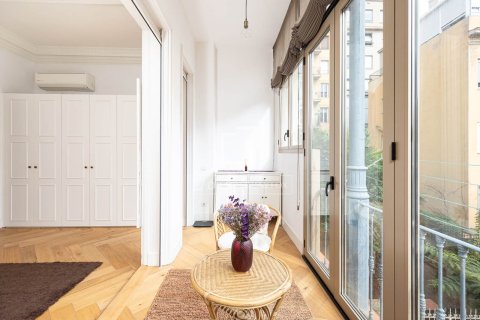 3 chambres apartment à louer à Barcelona, Catalonia, Spain № 4528 - photo 13