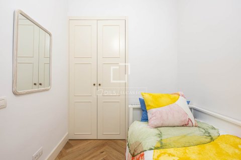 3 chambres apartment à louer à Barcelona, Catalonia, Spain № 4528 - photo 19