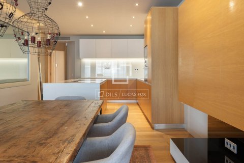 6 chambres apartment à louer à Barcelona, Catalonia, Spain № 4524 - photo 25