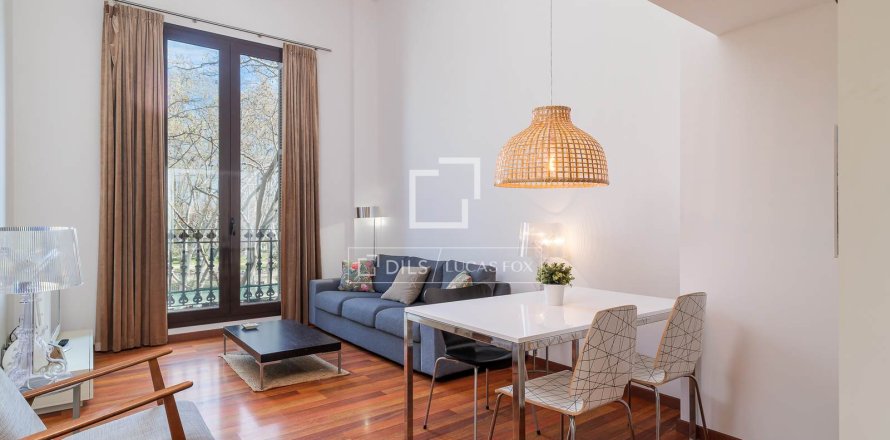 Apartamento de 2 dormitorios en venta en Barcelona, Cataluña, Spain № 6501