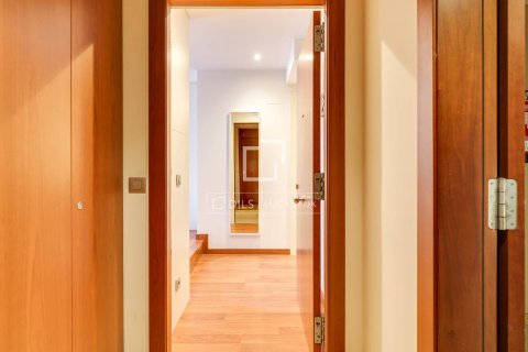 2 bedrooms apartment for sale in Barcelona, Catalonia, Spain № 6501 - photo 25
